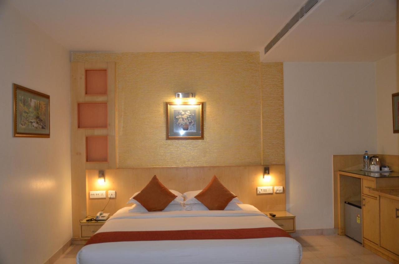 Hotel Silicrest Bangalore Exterior foto